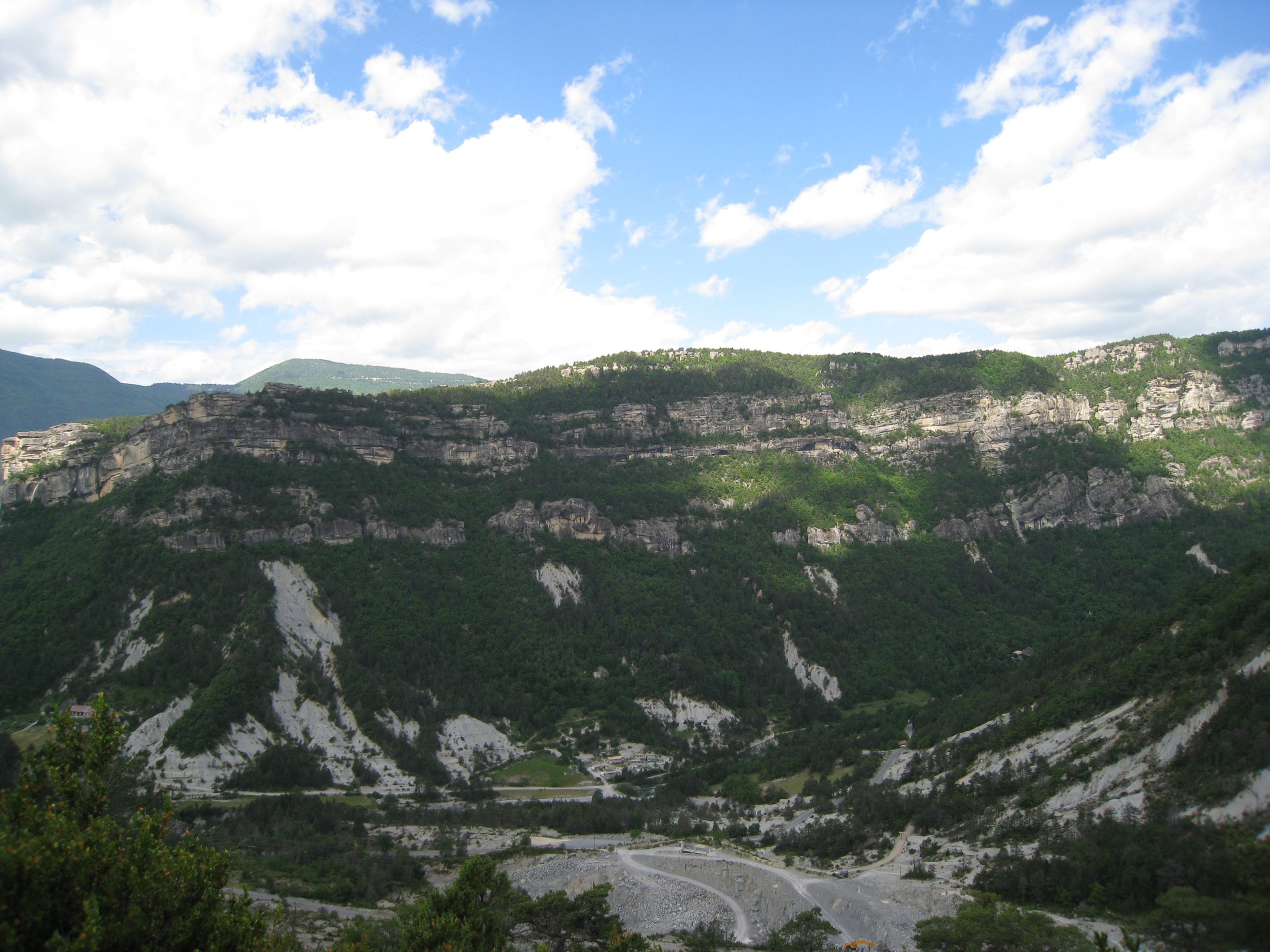 Sand-rich and Confined Turbidite Systems:  Annot, France (G048)
