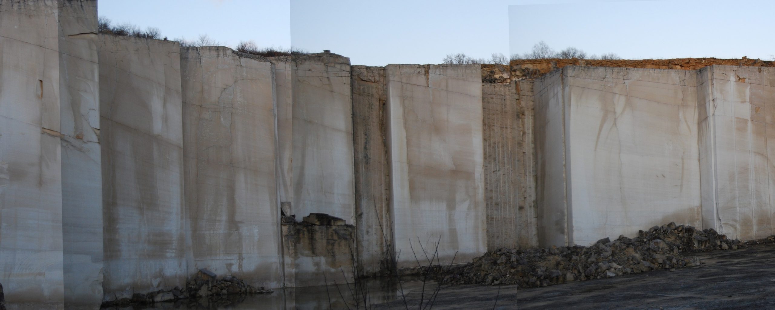 Middle Jurassic Carbonate Platforms of NE France: inside the Ooid Shoals and surrounding Environments (G130)